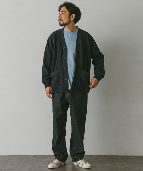 URBAN RESEARCH DOORS(アーバンリサーチドアーズ)の「『UR TECH』ワッフルVネックカーディガン(カーディガン/ボレロ・メンズ・ベージュ系その他/グリーン/ネイビー/ブラック・X-LARGE/MEDIUM/LARGE)」の8枚目の写真