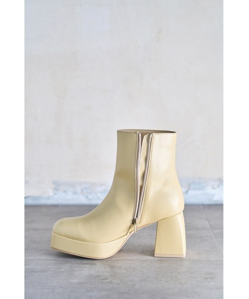AZUL by moussy(アズールバイマウジー)の「THICK HEEL BOOTS/シックヒールブーツ(ブーツ・レディース・ブラック/ライトベージュ・SMALL/MEDIUM/LARGE)」の13枚目の写真