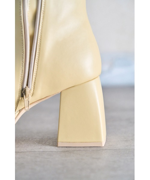 AZUL by moussy(アズールバイマウジー)の「THICK HEEL BOOTS/シックヒールブーツ(ブーツ・レディース・ブラック/ライトベージュ・SMALL/MEDIUM/LARGE)」の14枚目の写真