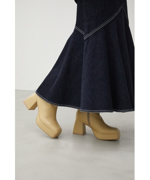 AZUL by moussy(アズールバイマウジー)の「THICK HEEL BOOTS/シックヒールブーツ(ブーツ・レディース・ブラック/ライトベージュ・SMALL/MEDIUM/LARGE)」の16枚目の写真