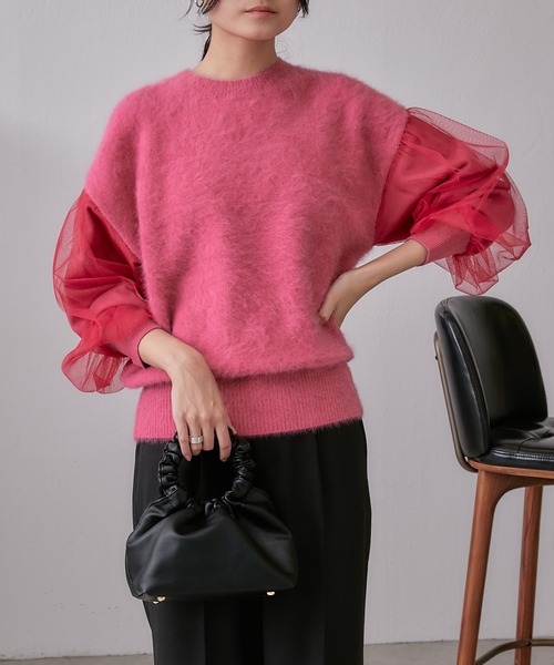 Lui's(ルイス)の「FOXEY 袖チュール重ねニットプルオーバー(ニット/セーター・レディース・ブラック/グレー/ピンク・FREE)」の18枚目の写真