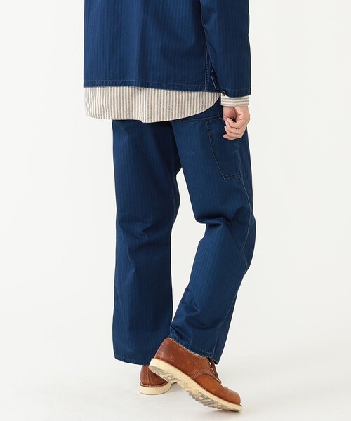 BEAMS PLUS（ビームスプラス）の「BEAMS PLUS / スーピマコットン ヘリンボーン ペインター パンツ（その他パンツ・メンズ・ブルー/カーキ/オリーブ/インディゴブルー・SMALL/MEDIUM/X-LARGE/LARGE）」の14枚目の写真