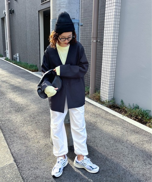 feepur(フェピュール)の「カラーレスシングルジャケット(ノーカラージャケット・レディース・アイボリー/グレー/ブラック・MEDIUM)」の6枚目の写真