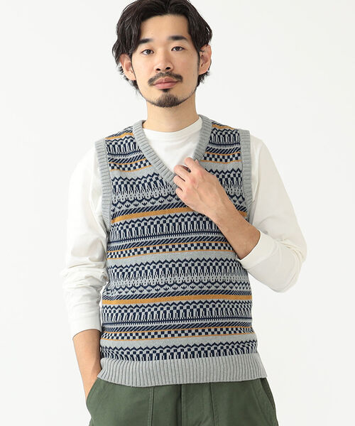 BEAMS PLUS(ビームスプラス)の「BEAMS PLUS / インディゴ ジャカード ニットベスト(ベスト・メンズ・グレー/グリーン/インディゴブルー/ナチュラル・X-LARGE/LARGE/MEDIUM/SMALL)」の8枚目の写真