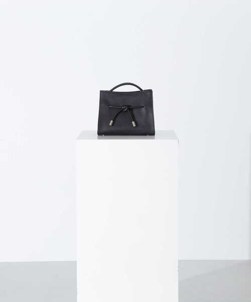 NATURAL BEAUTY BASIC（ナチュラルビューティーベーシック）の「ノットリボンハンドバッグ（クラッチバッグ・レディース・ブラック/ベージュ系その他2・ﾌﾘ-）」の6枚目の写真