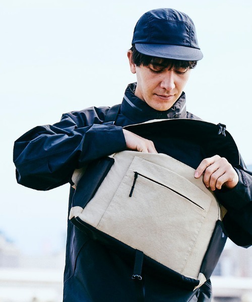 DESCENTE（デサント）の「メッセンジャーバッグ（メッセンジャーバッグ・メンズ・ブラック/ベージュ・FREE）」の15枚目の写真