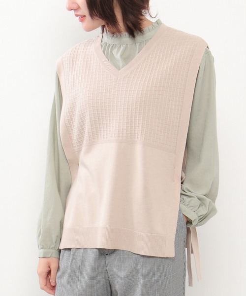 ikka(イッカ)の「サイドリボンニットベスト(ベスト・レディース・ベージュ/ミント/ブラック/ブルー/グレー・S/M/L)」の3枚目の写真