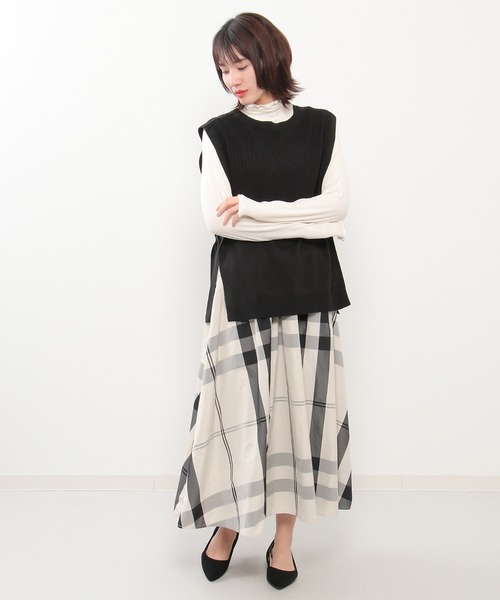 ikka(イッカ)の「サイドリボンニットベスト(ベスト・レディース・ベージュ/ミント/ブラック/ブルー/グレー・S/M/L)」の7枚目の写真