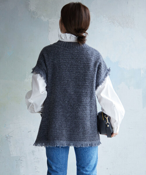 SLOBE IENA（スローブイエナ）の「Vネックスタンドフリル
