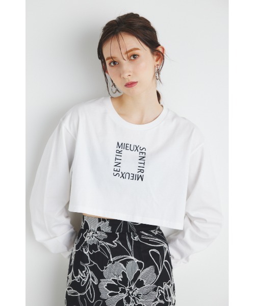 rienda(リエンダ)の「スクエアロゴクロップドロングTシャツ 春服(Tシャツ/カットソー・レディース・ライトイエロー/ブラック/ライトパープル/ホワイト・FREE)」の5枚目の写真