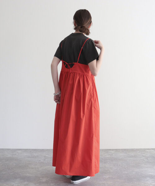 fredy emue（フレディエミュ）の「ギャザーキャミワンピース（ワンピース・レディース・レッド/ブラック・38）」の4枚目の写真