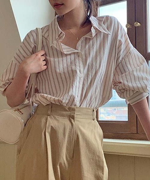 DAY CLOSET(デイ クローゼット)の「レディース ストライプ柄オーバーサイズラウンドヘムシャツ(シャツ/ブラウス・レディース・レッド・ONE SIZE)」の4枚目の写真