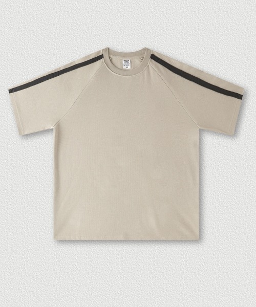 Ressaca(レサーカ)の「オーバーサイズ トラックデザイン クルーネック半袖Tシャツ 無地(Tシャツ/カットソー・メンズ・ブラック/グリーン/ネイビー/ベージュ・S/M/L/XL)」の6枚目の写真