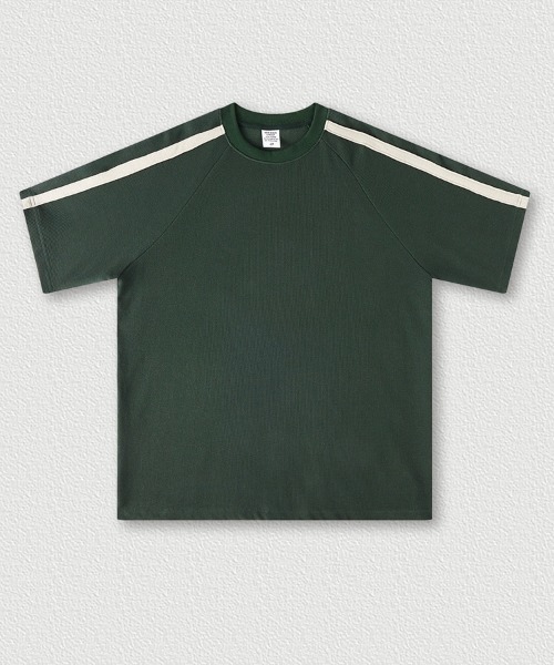 Ressaca(レサーカ)の「オーバーサイズ トラックデザイン クルーネック半袖Tシャツ 無地(Tシャツ/カットソー・メンズ・ブラック/グリーン/ネイビー/ベージュ・S/M/L/XL)」の7枚目の写真