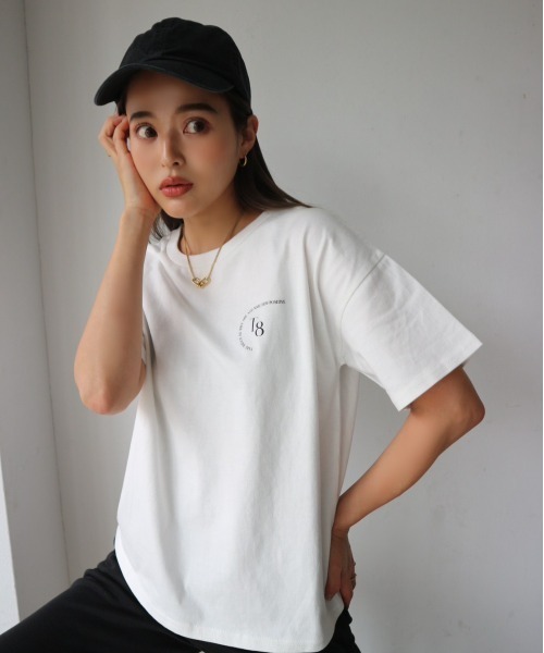 TRUNC（トランクエイティーエイト）の「Printed Logo T-shirt（Tシャツ/カットソー・レディース・ブラック/アイボリー・FREE）」の3枚目の写真