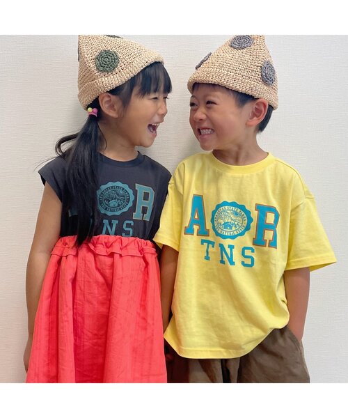 BREEZE(ブリーズ)の「カラフルカレッジTシャツ(Tシャツ/カットソー・キッズ・ピンク/ブルー/グリーン/イエロー/キナリ/チャコール・130/140/80/100/90/110/120)」の11枚目の写真