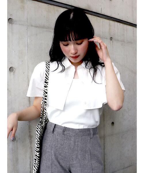 MURUA（ムルーア）の「レイヤードクロップドシャツ（シャツ/ブラウス・レディース・ホワイト/ブラック/ブルー・FREE）」の5枚目の写真