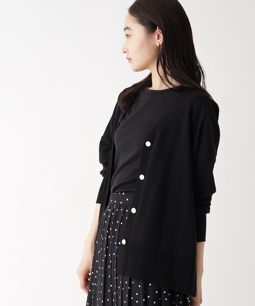 OPAQUE.CLIP（オペークドットクリップ）の「◆Vネックリラクシーニットカーディガン【洗える/イージケア/抗ピリング】（カーディガン/ボレロ・レディース・ライトグレー/ブラック/ブルー/ホワイト系/ダークブラウン/ライトブルー・40/38/36）」の17枚目の写真