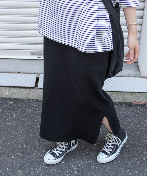 FORK&SPOON（フォークアンドスプーン）の「FORK&SPOON　ツイルジャガードニットスカート（スカート・レディース・ブラック/グレー系その他・1/2）」の2枚目の写真
