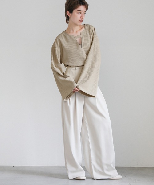 select MOCA(セレクトモカ)の「キーネックリップルワイドスリーブトップス(Tシャツ/カットソー・レディース・ベージュ/ブラック/チャコールグレー/ブラウン/ライトカーキ・FREE)」の6枚目の写真