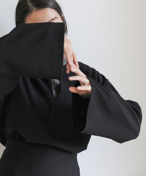 select MOCA(セレクトモカ)の「キーネックリップルワイドスリーブトップス(Tシャツ/カットソー・レディース・ベージュ/ブラック/チャコールグレー/ブラウン/ライトカーキ・FREE)」の15枚目の写真