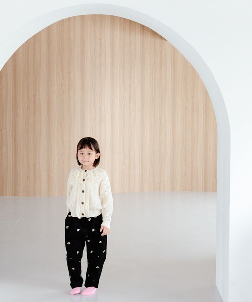 LOWRYS FARM(ローリーズファーム)の「スカシアミカーディガン 967451(ニット/セーター・キッズ・アイボリー/レッド/ネイビー・130cm/110cm/120cm/140cm/150cm)」の4枚目の写真