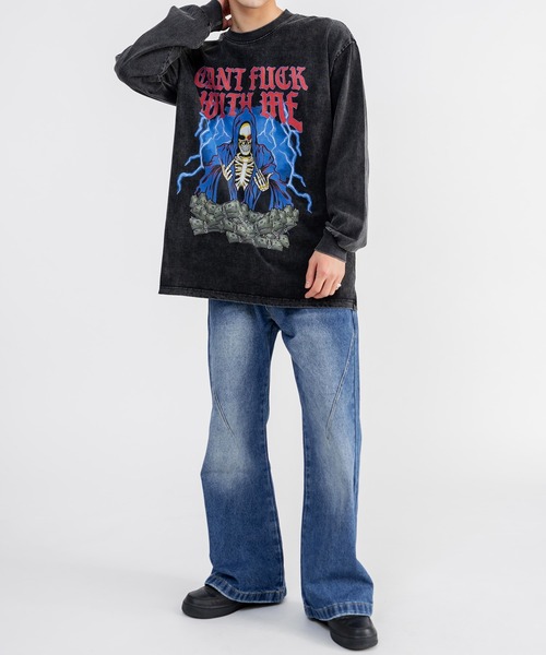 Ressaca(レサーカ)の「ヴィンテージライクグラフィックロゴプリント長袖Tシャツ オーバーサイズ(Tシャツ/カットソー・メンズ・ブラック×ブルー/ブラック×パープル/ブラック×イエロー/ブラック×レッド・L/M/XL/XXL)」の7枚目の写真