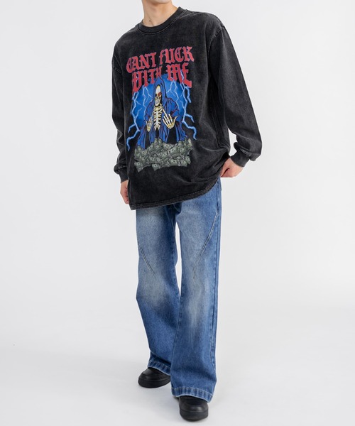 Ressaca(レサーカ)の「ヴィンテージライクグラフィックロゴプリント長袖Tシャツ オーバーサイズ(Tシャツ/カットソー・メンズ・ブラック×ブルー/ブラック×パープル/ブラック×イエロー/ブラック×レッド・L/M/XL/XXL)」の6枚目の写真