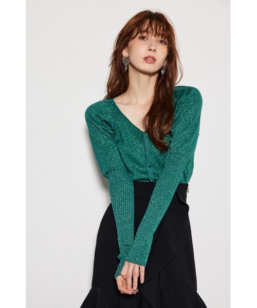 rienda（リエンダ）の「ディープタックショルダーVネックニットトップス（ニット/セーター・レディース・グリーン/ブラック/シルバー/グレイッシュベージュ/ベージュ・FREE）」の4枚目の写真