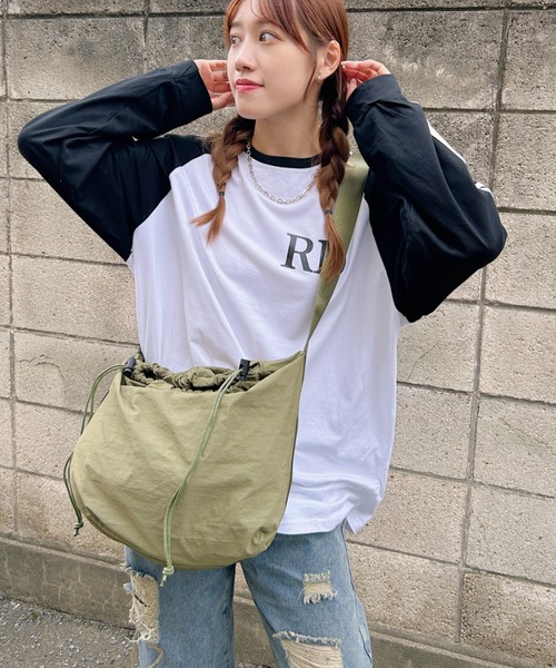 √nuage(ルートニュアージュ)の「ライン袖ラグランロングスリーブTシャツ(Tシャツ/カットソー・レディース・グレー/ホワイト・FREE)」の4枚目の写真