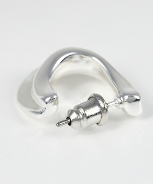 Nothing And Others(ナッシングアンドアザーズ)の「「Nothing And Others/ナッシングアンドアザーズ」Step line Pierce(ピアス(両耳用)・レディース・シルバー/ゴールド・FREE)」の9枚目の写真