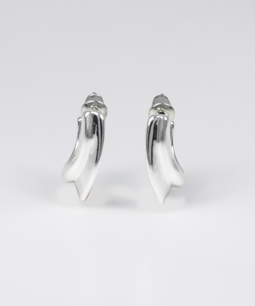 Nothing And Others(ナッシングアンドアザーズ)の「「Nothing And Others/ナッシングアンドアザーズ」Step line Pierce(ピアス(両耳用)・レディース・シルバー/ゴールド・FREE)」の6枚目の写真