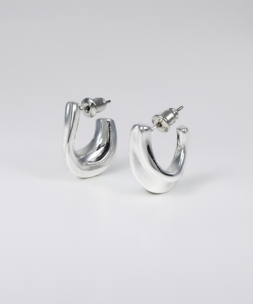 Nothing And Others(ナッシングアンドアザーズ)の「「Nothing And Others/ナッシングアンドアザーズ」Step line Pierce(ピアス(両耳用)・レディース・シルバー/ゴールド・FREE)」の7枚目の写真