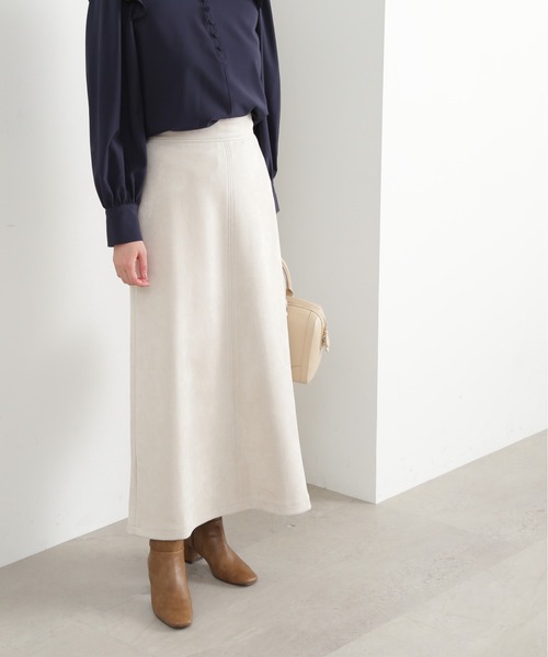 N.（N. Natural Beauty Basic）（エヌエヌナチュラルビューティーベーシック）の「【S Size Line】◆フェイクスウェードセミＡラインスカート（スカート・レディース・グレー/オフホワイト/チャコール・SMALL/MEDIUM）」の5枚目の写真