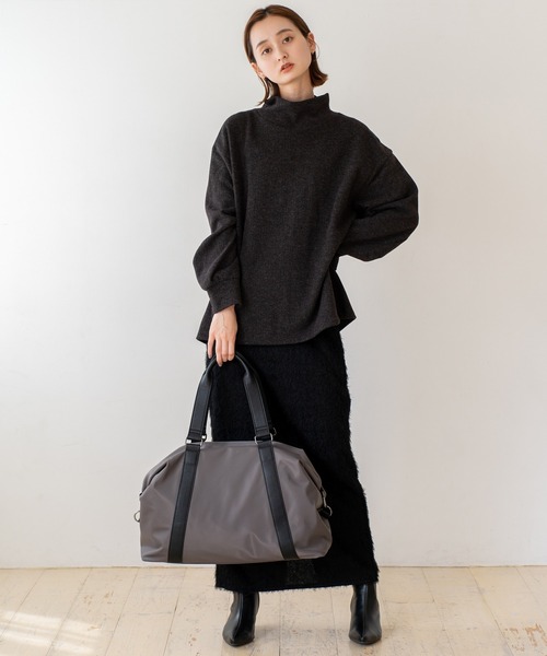 VitaFelice（ヴィータフェリーチェ）の「ナイロン2wayユニセックボストンバッグ（ボストンバッグ・レディース・ブラック/グレー/モカ・FREE）」の4枚目の写真