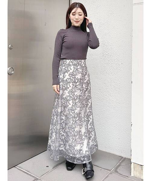 MERCURYDUO（マーキュリーデュオ）の「メロンチュールエンブロイダリースカート（スカート・レディース・アイボリー/ライトグレー/ベビーピンク・MEDIUM/SMALL）」の14枚目の写真