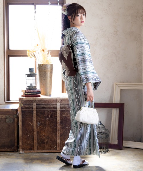 kimonomachi（キモノマチ）の「【完売】レディース 洗える着物4点セット 袷着物+京袋帯+帯揚げ＋帯締め  M/L サイズ　KIMONOMACHI オリジナル アフタヌーンティー（着物・レディース・ベージュ/ライトグレー/ブラウン/マルチ/ダークパープル/グリーン/パープル系その他/グレー×ホワイト/ブルーグリーン/ブラウン系その他/グリーン系その他/ピンクベージュ/プラム/ブルー系その他/レッドパープル・M/L）」の19枚目の写真