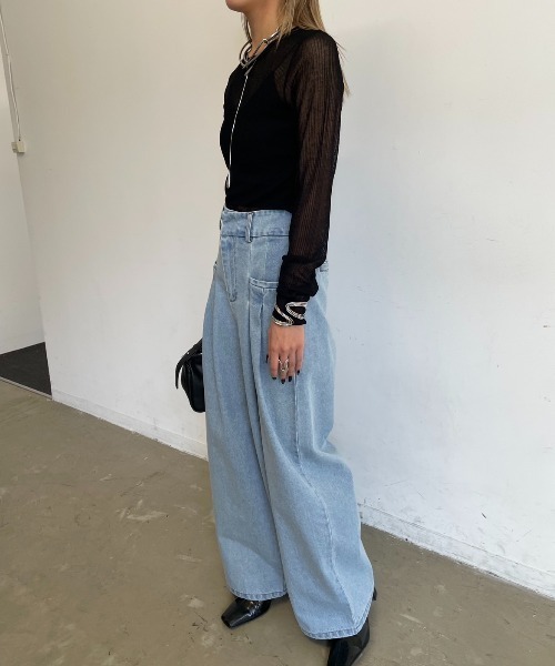 AIC.（エーアイシー）の「ポケット2タックデニムワイドパンツ（デニムパンツ・レディース・ライトブルー・FREE）」の10枚目の写真