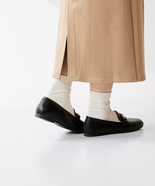 menue(メヌエ)の「新色追加【 極やわ 】 ローファー -晴雨兼用-(ローファー・レディース・アイボリー/グレイッシュベージュ/ブラック/ブラック系1/ダークブラウン・23.5cm/21.5cm/26.0cm/23.0cm/25.5cm/24.0cm/24.5cm/22.5cm/22.0cm/25.0cm)」の10枚目の写真