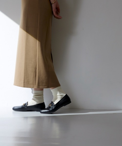 menue(メヌエ)の「新色追加【 極やわ 】 ローファー -晴雨兼用-(ローファー・レディース・アイボリー/グレイッシュベージュ/ブラック/ブラック系1/ダークブラウン・23.5cm/21.5cm/26.0cm/23.0cm/25.5cm/24.0cm/24.5cm/22.5cm/22.0cm/25.0cm)」の11枚目の写真