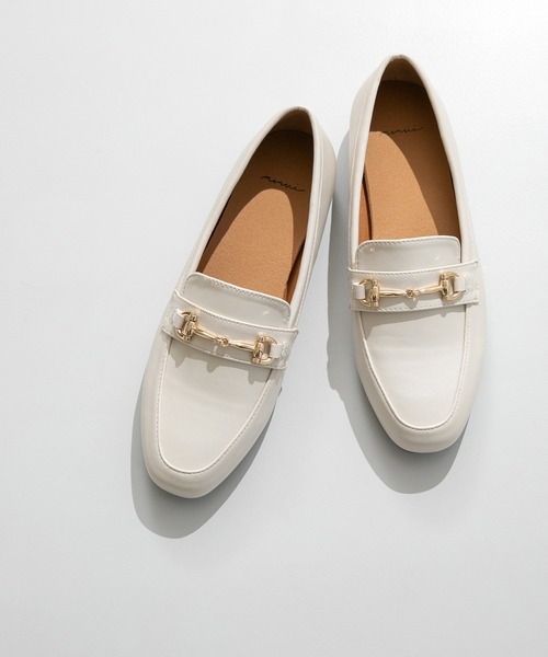 menue(メヌエ)の「新色追加【 極やわ 】 ローファー -晴雨兼用-(ローファー・レディース・アイボリー/グレイッシュベージュ/ブラック/ブラック系1/ダークブラウン・23.5cm/21.5cm/26.0cm/23.0cm/25.5cm/24.0cm/24.5cm/22.5cm/22.0cm/25.0cm)」の6枚目の写真