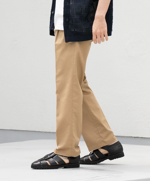 URBAN RESEARCH ROSSO MEN（アーバンリサーチロッソメン）の「『WEB限定』『XLサイズあり』ストレッチチノワンタックパンツ（その他パンツ・メンズ・カーキ/ベージュ/ネイビー/ブラック/グレー・SMALL/X-LARGE/LARGE/MEDIUM）」の7枚目の写真