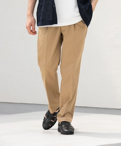 URBAN RESEARCH ROSSO MEN（アーバンリサーチロッソメン）の「『WEB限定』『XLサイズあり』ストレッチチノワンタックパンツ（その他パンツ・メンズ・カーキ/ベージュ/ネイビー/ブラック/グレー・SMALL/X-LARGE/LARGE/MEDIUM）」の10枚目の写真