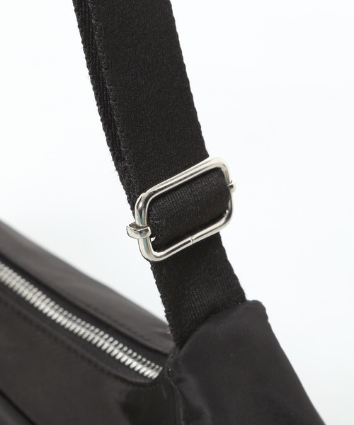 Heather(ヘザー)の「ナイロンポケットショルダーBAG 109474(ショルダーバッグ・レディース・アイボリー/ブラック/ピンク・ONE SIZE)」の18枚目の写真