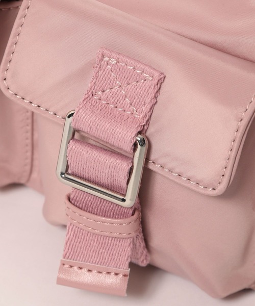 Heather(ヘザー)の「ナイロンポケットショルダーBAG 109474(ショルダーバッグ・レディース・アイボリー/ブラック/ピンク・ONE SIZE)」の13枚目の写真