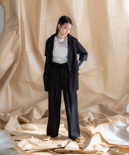 bohmal(ボマール)の「ウエストデザイン2WAYタックワイドパンツ(スラックス・レディース・グレー/ブラック・MEDIUM/SMALL/LARGE)」の15枚目の写真