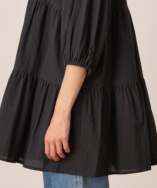 ALLUMER(アリュメール)の「スリークオーターバルーンスリーブティアードワンピース(ワンピース・レディース・ホワイト/ブラック・1)」の18枚目の写真