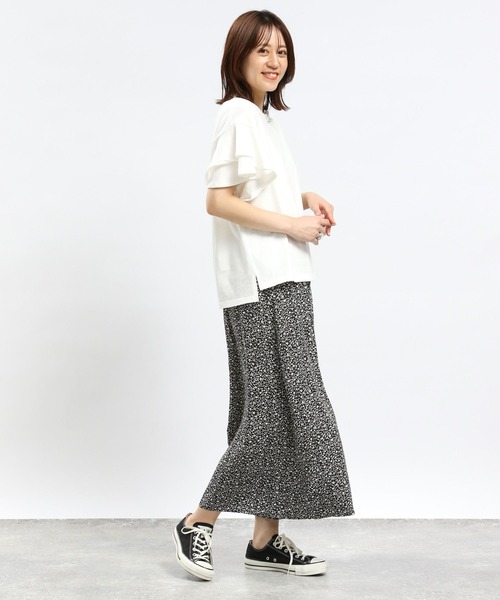 GLOBAL WORK Smile Seed Store（グローバルワーク スマイルシードストア）の「コットン袖2段フレアTシャツ/984094（Tシャツ/カットソー・レディース・サックスブルー/ライトベージュ/ブラック/ホワイト×ブラック/オフホワイト・X-LARGE/SMALL/MEDIUM/LARGE）」の7枚目の写真