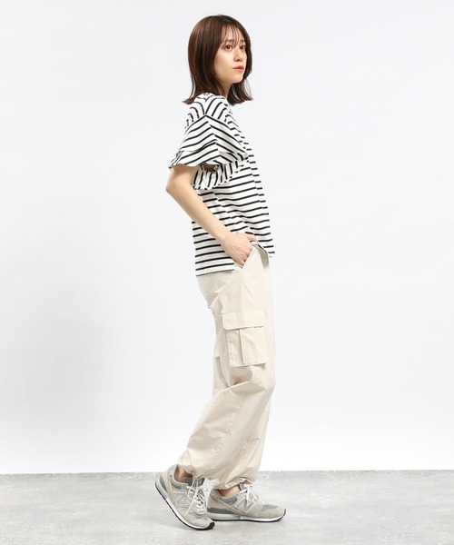 GLOBAL WORK Smile Seed Store（グローバルワーク スマイルシードストア）の「コットン袖2段フレアTシャツ/984094（Tシャツ/カットソー・レディース・サックスブルー/ライトベージュ/ブラック/ホワイト×ブラック/オフホワイト・X-LARGE/SMALL/MEDIUM/LARGE）」の20枚目の写真