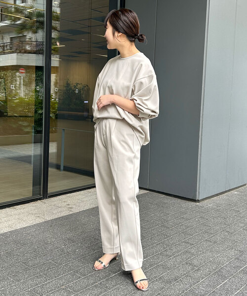 SLOBE IENA(スローブイエナ)の「《WEB/一部店舗限定》クレータークロスバックゴムセミストレートパンツ(スラックス・レディース・ブラック/グレー・38/36)」の12枚目の写真